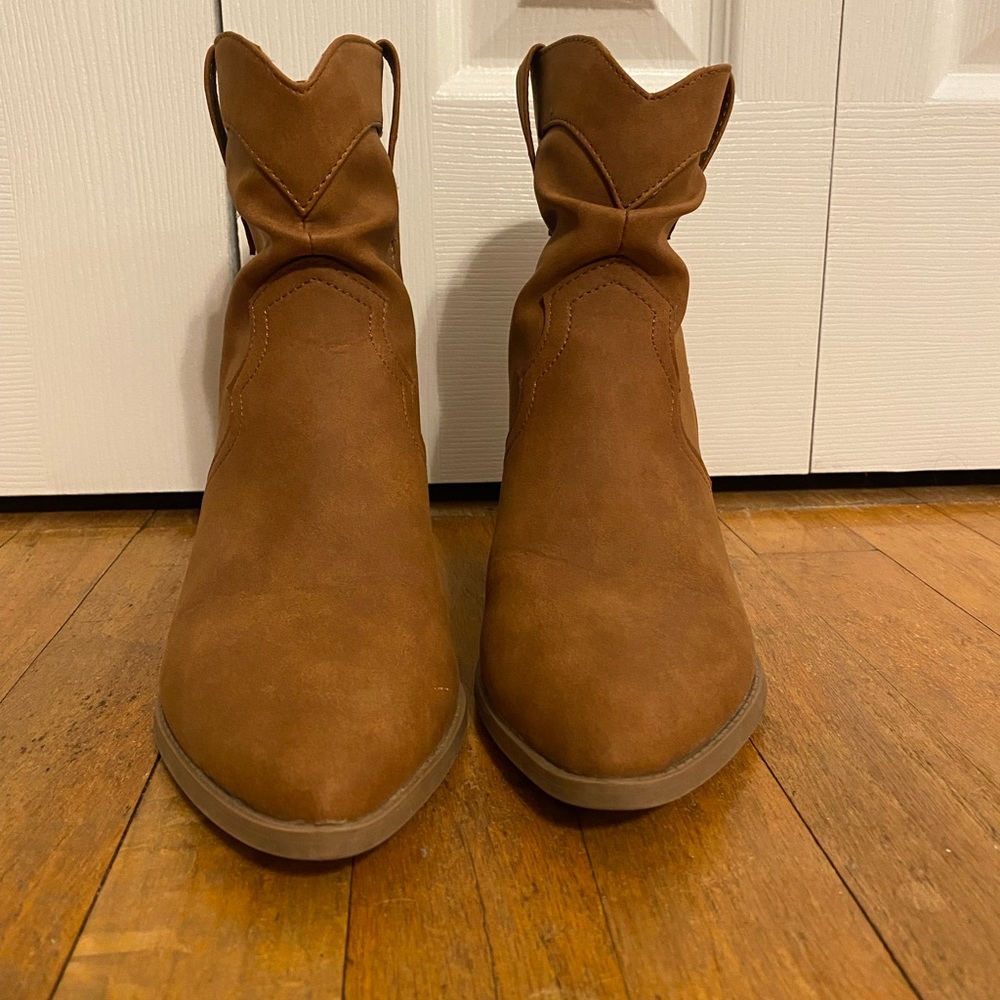 Brown Faux Suede Cowboy bootie - Picture 5 of 7